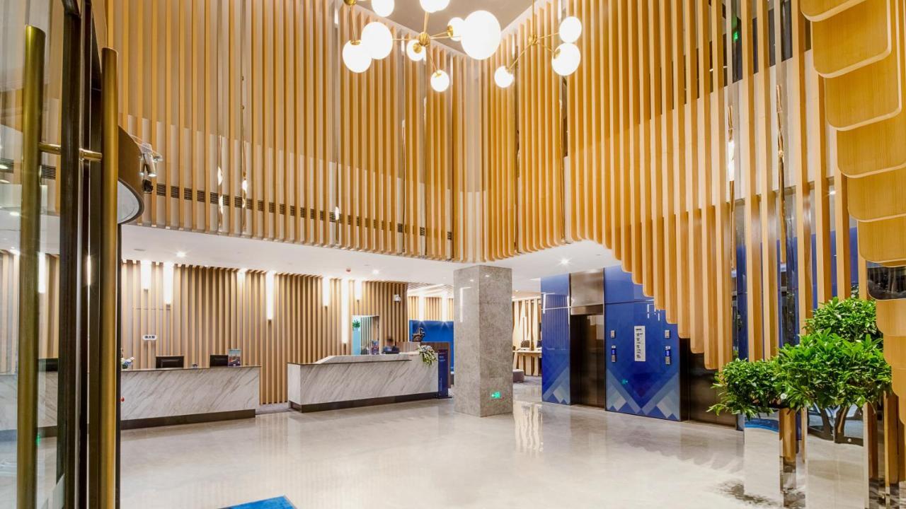Holiday Inn Express Shanghai Hongqiao North By Ihg Fengbang Zewnętrze zdjęcie